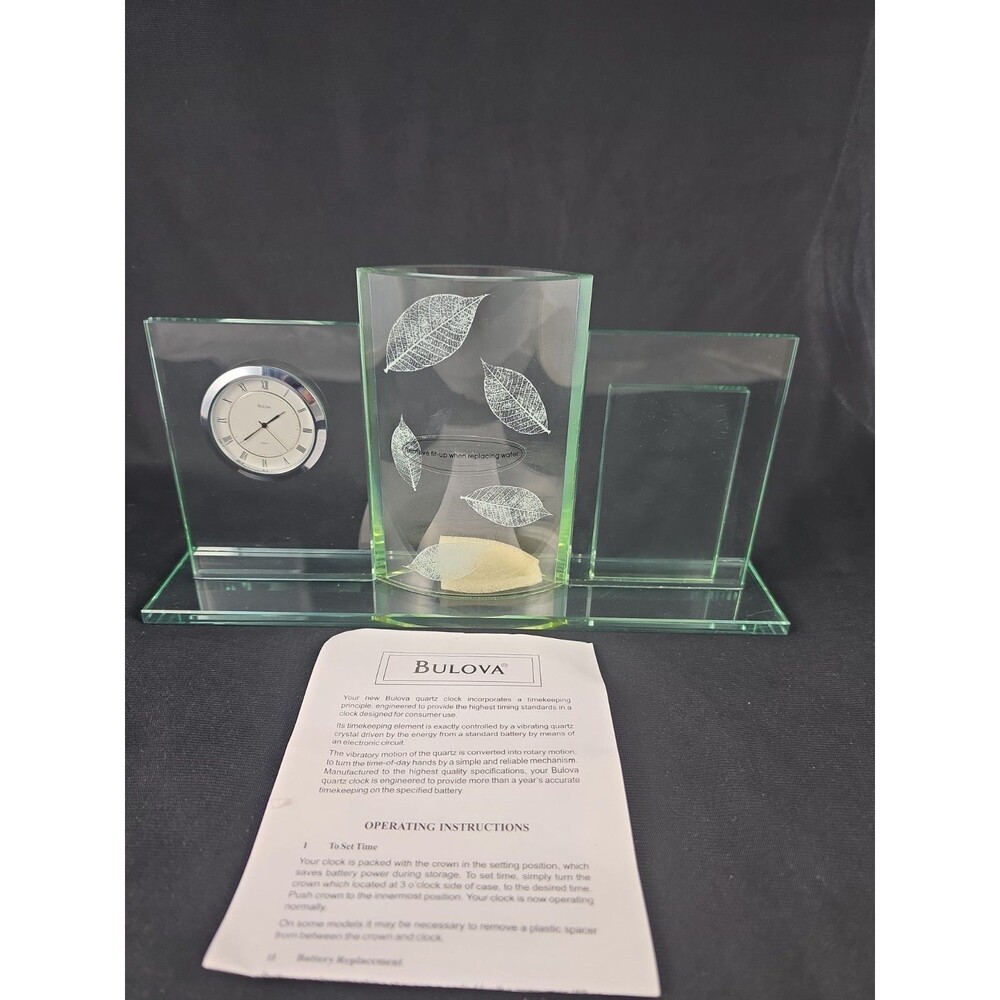 Bulova Vase Clock and Picture Frame Desk Mantle Office Decor Needs Battery